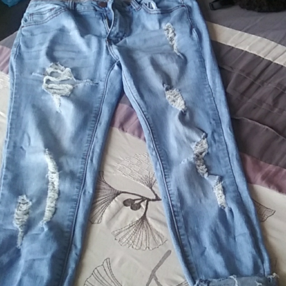 Distressed jean